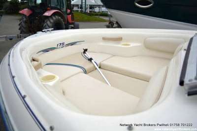 SEA RAY SEA RAY 175 bow rider