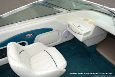 SEA RAY SEA RAY 200 signature