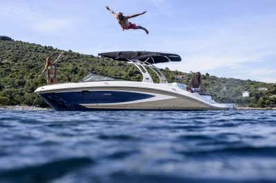 SEA RAY SEA RAY 270 slx