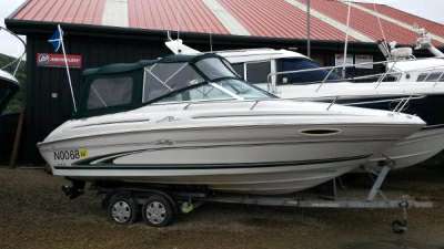 Sea ray Sea ray 215 express cruiser