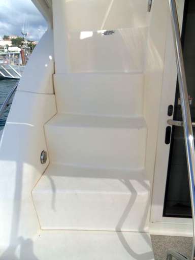 Sea ray Sea ray 375 sedan bridge