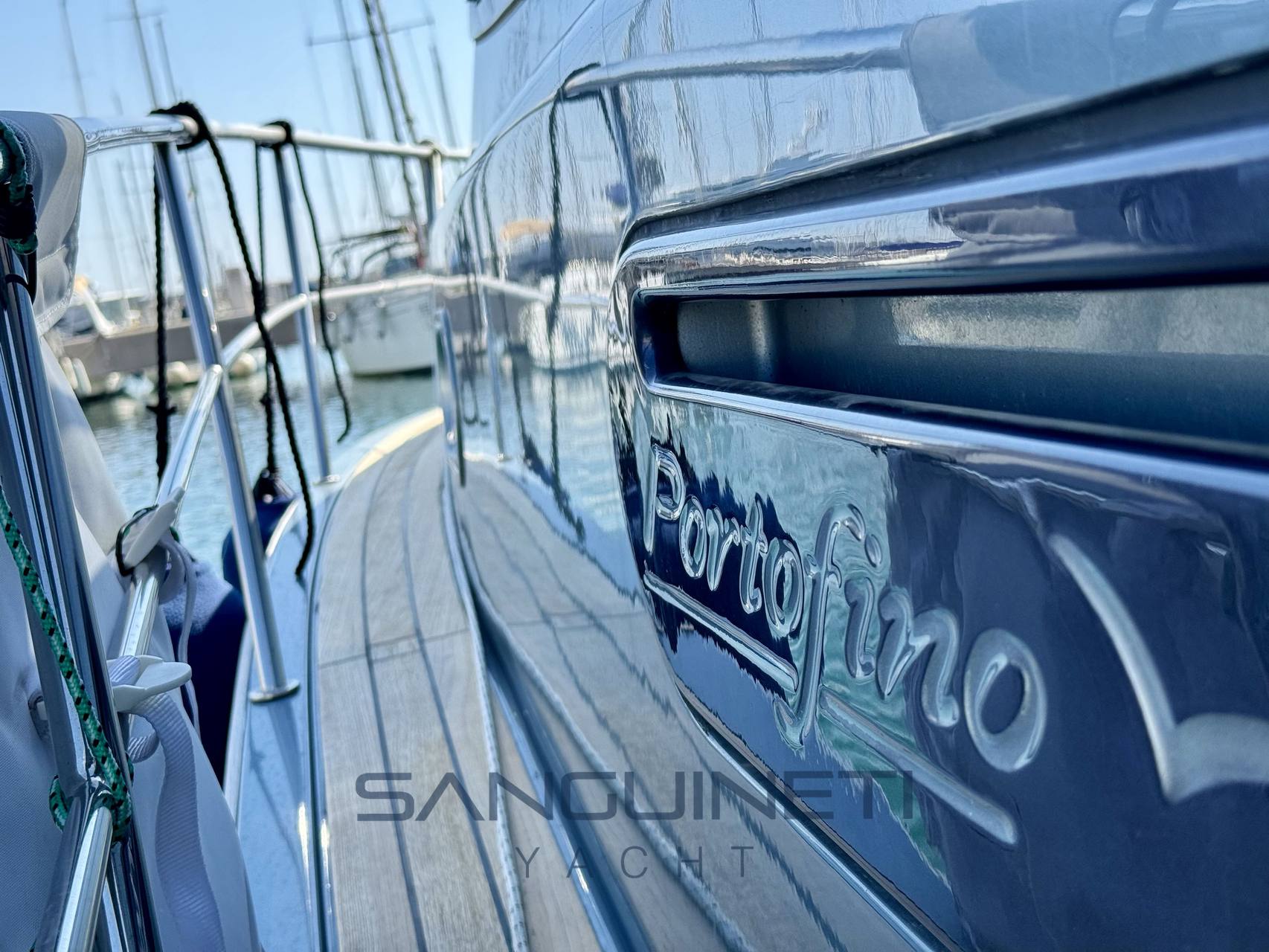 Portofino Marine 10 special Extérieur: en détail