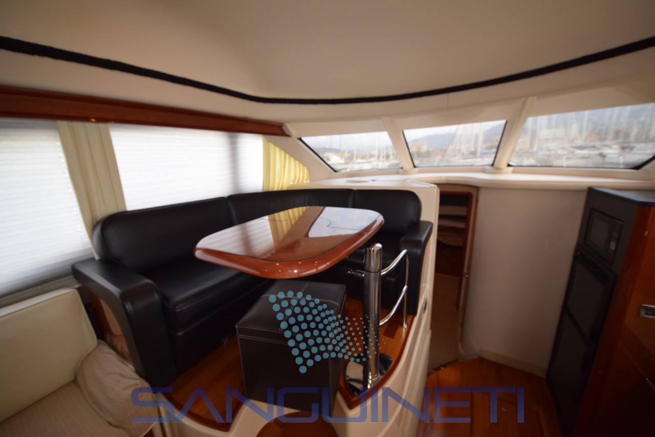 Sea ray 455 sedan bridge - Photo Inside 7