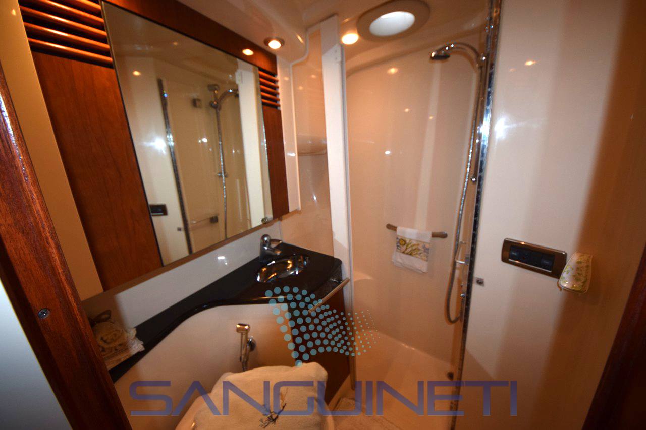 Sea ray 455 sedan bridge - Photo Hygienic service 2