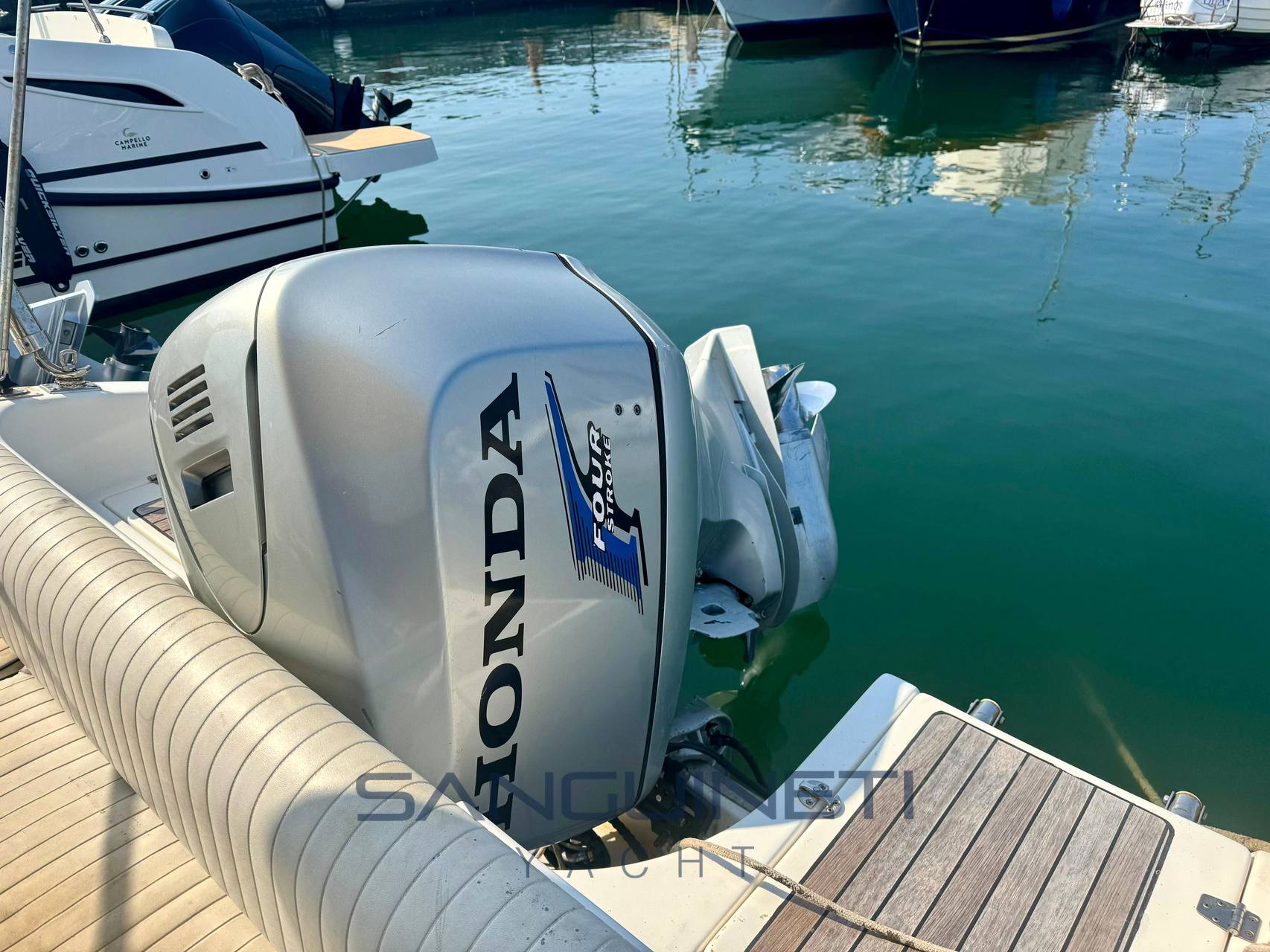 Compositi costruzioni navali Seabird 655