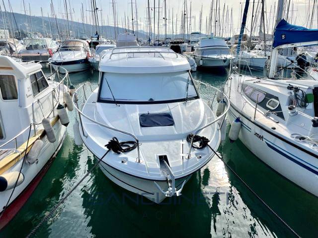 Jeanneau Merry fisher 795 Barco de motor usado para venta