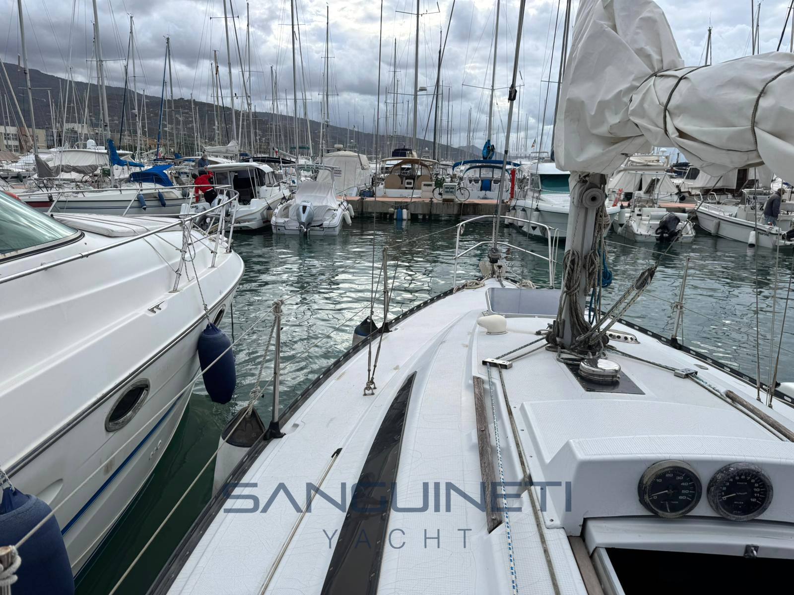 Trident 284 0