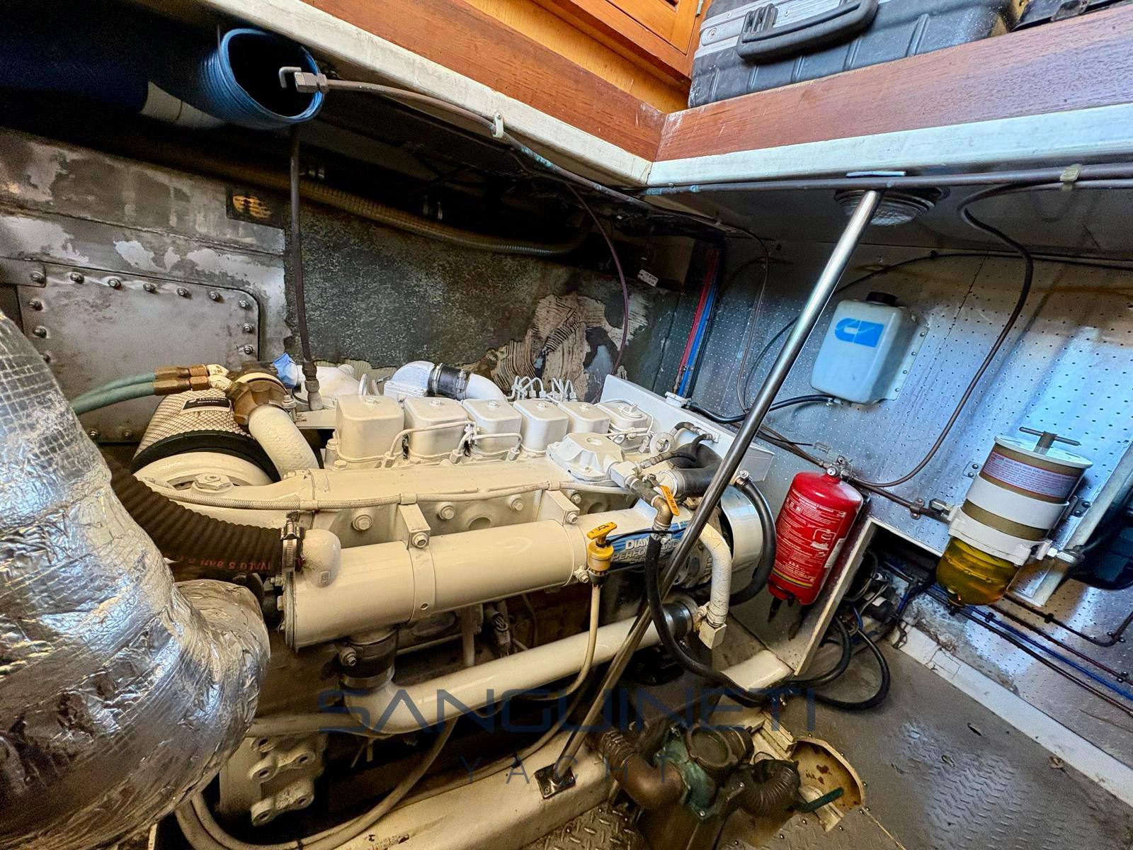 Riviera Alaska 42 Моторная лодка