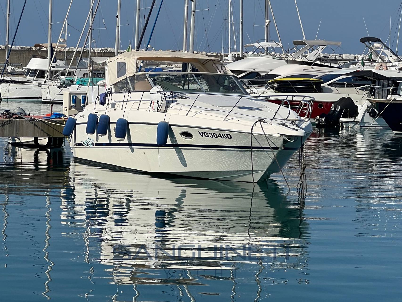 Cranchi Smeraldo 37 Motor boat used for sale