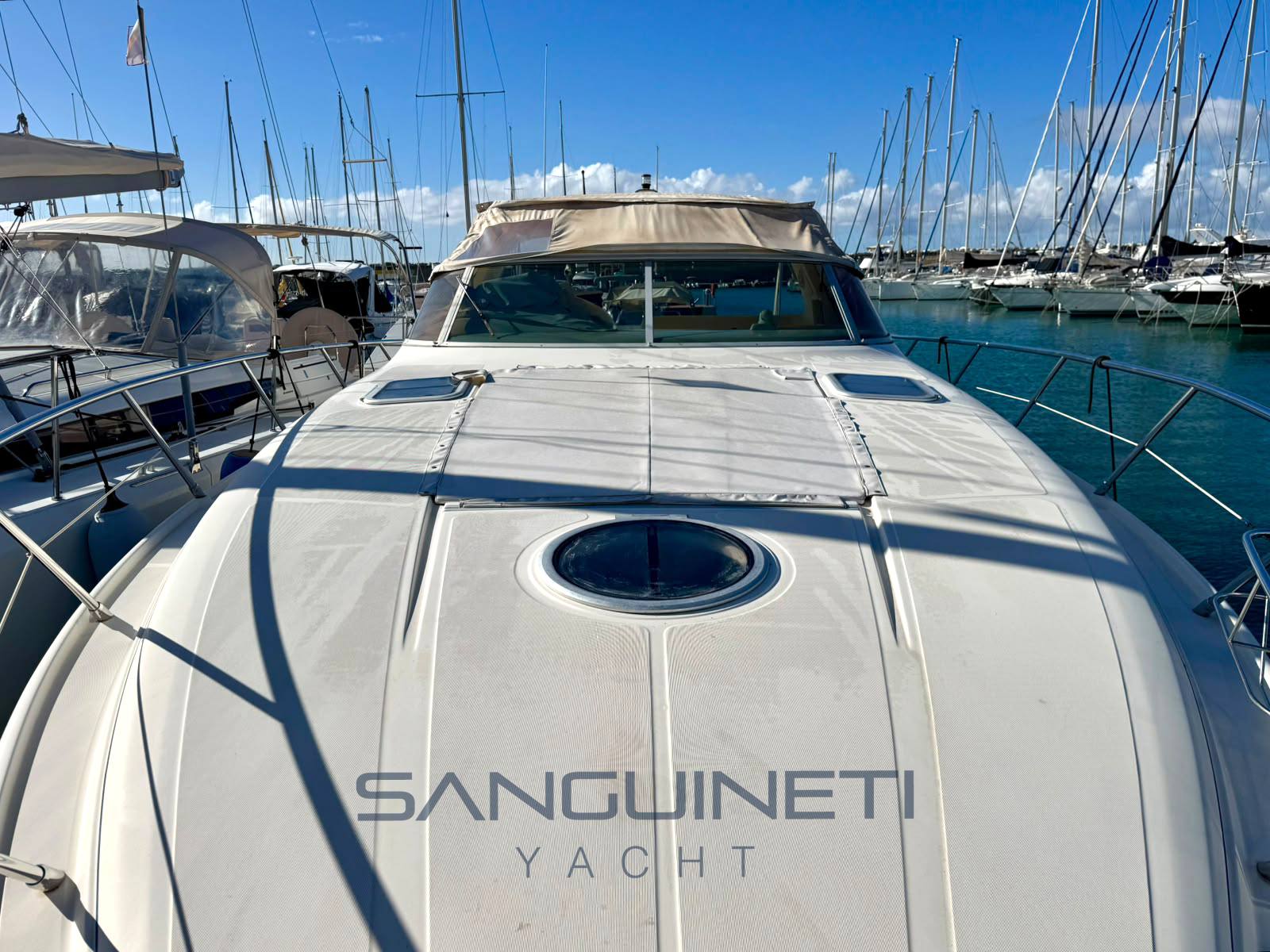Cranchi Smeraldo 37 Express Cruiser