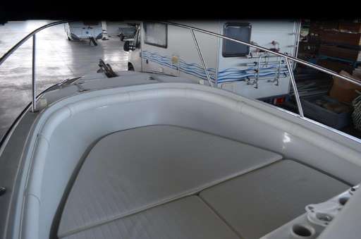 Boston whaler Boston whaler 25 outrage