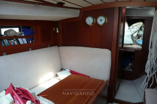Hallberg rassy 352 - Фото Внутри 1