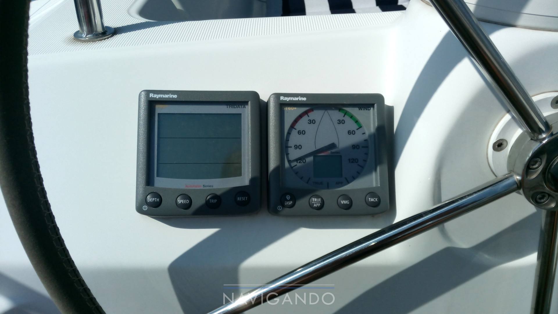 Jeanneau Sun odyssey 40.3 Instrumentação