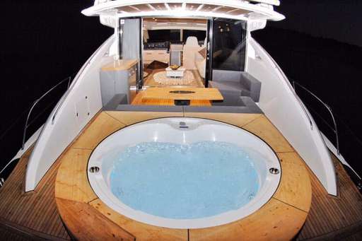 Marine project Marine project Princess v70