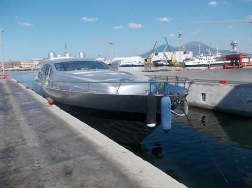 Pershing Pershing 76