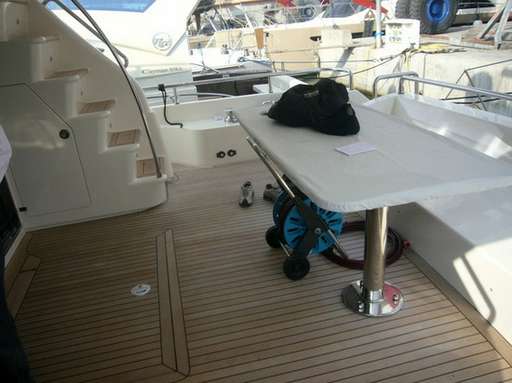 Uniesse marine Uniesse marine 65 my - leasing