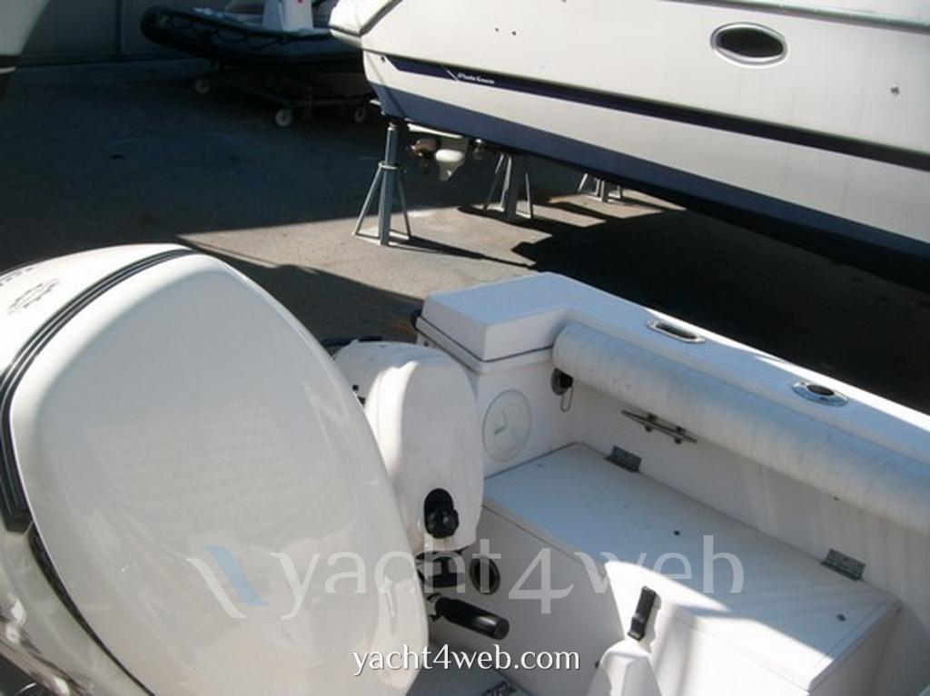 Robalo 2160 cuddy cabin - 照片 未分类 17
