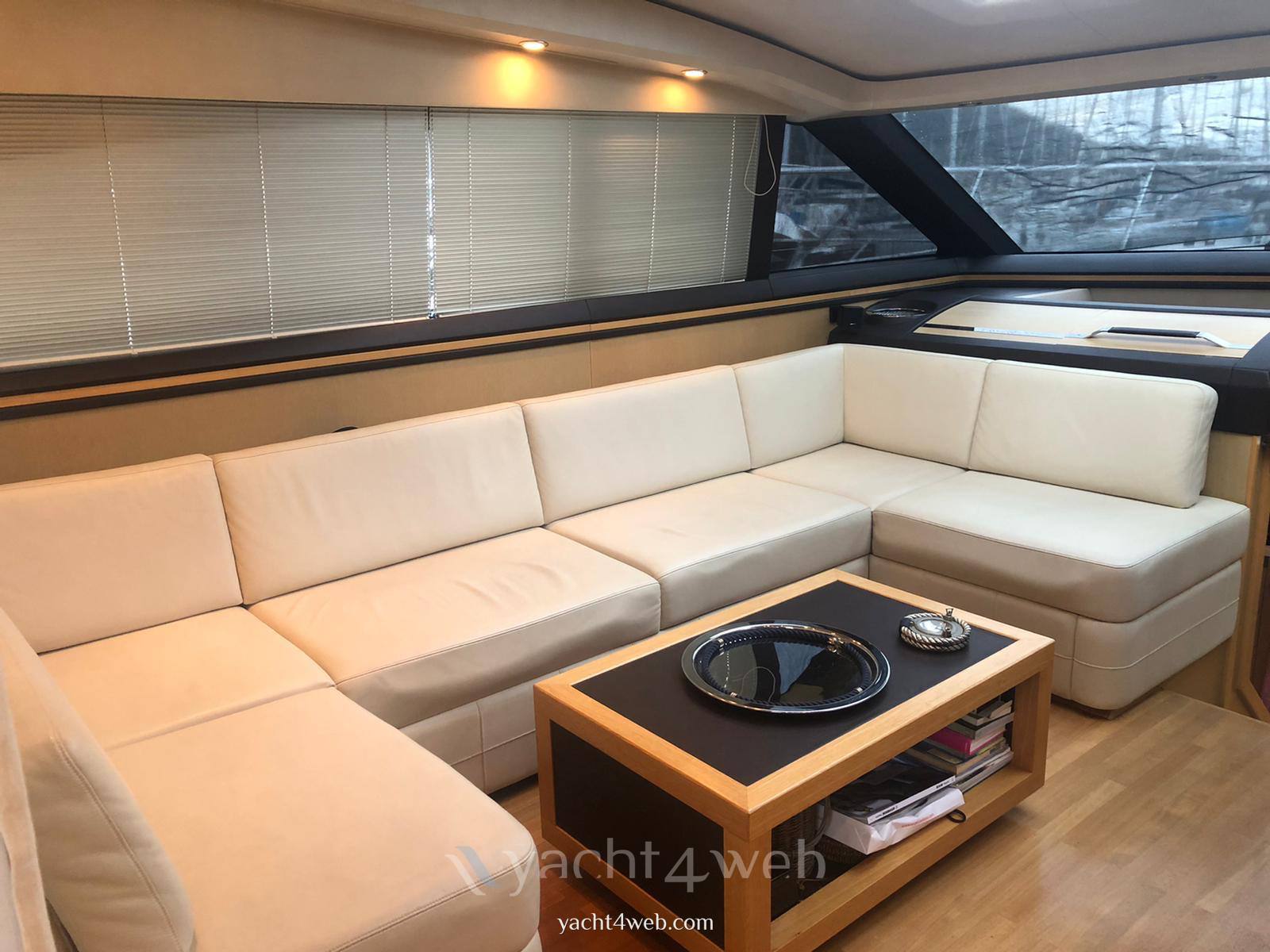 PRINCESS V 62