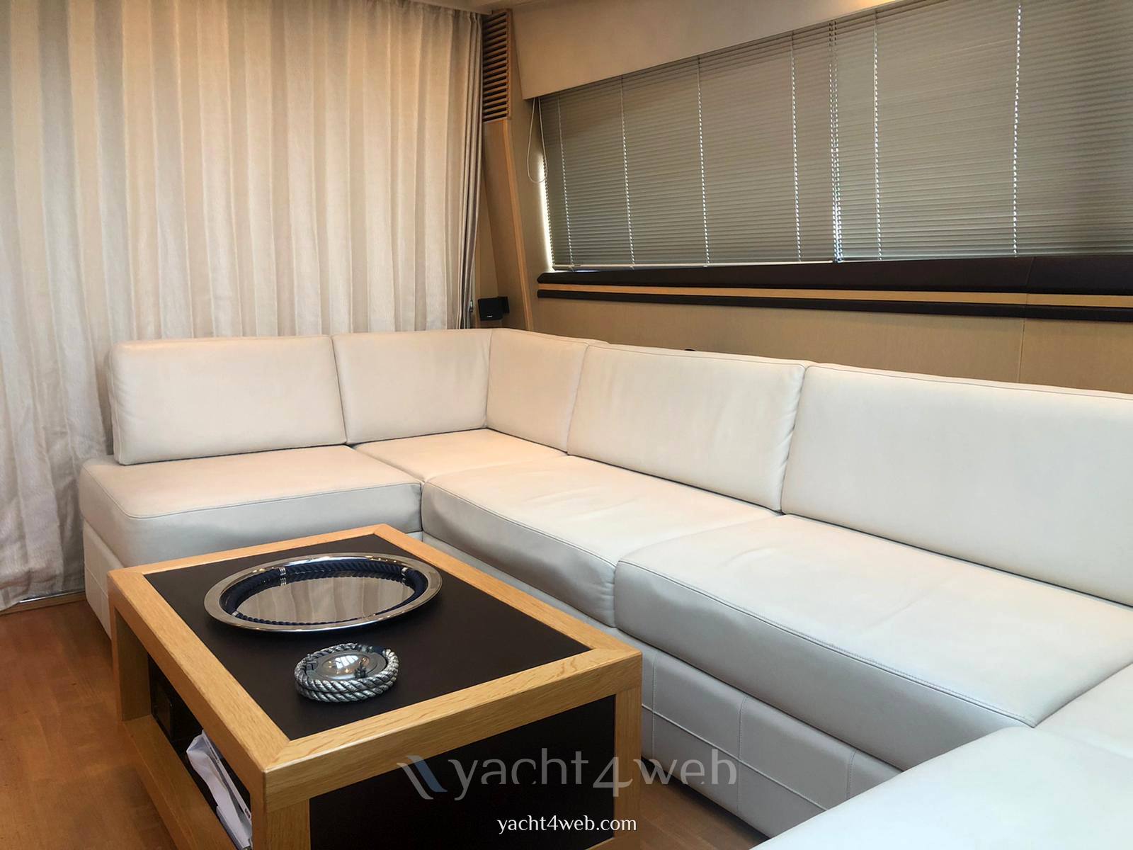 PRINCESS V 62