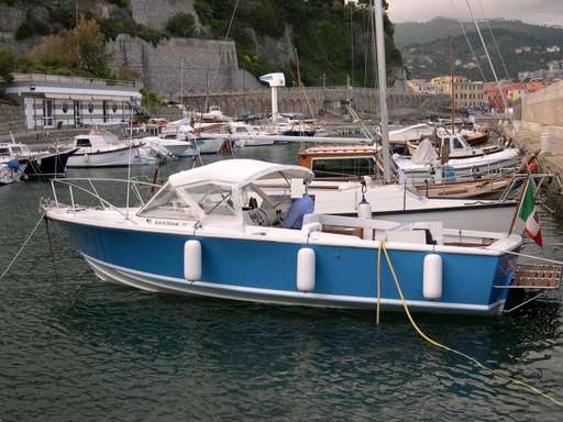 Bertram Bertram 25' sport fisherman