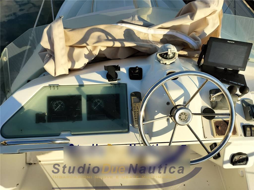 Beneteau Antares 10.80 Barco de motor Vendo nuevo