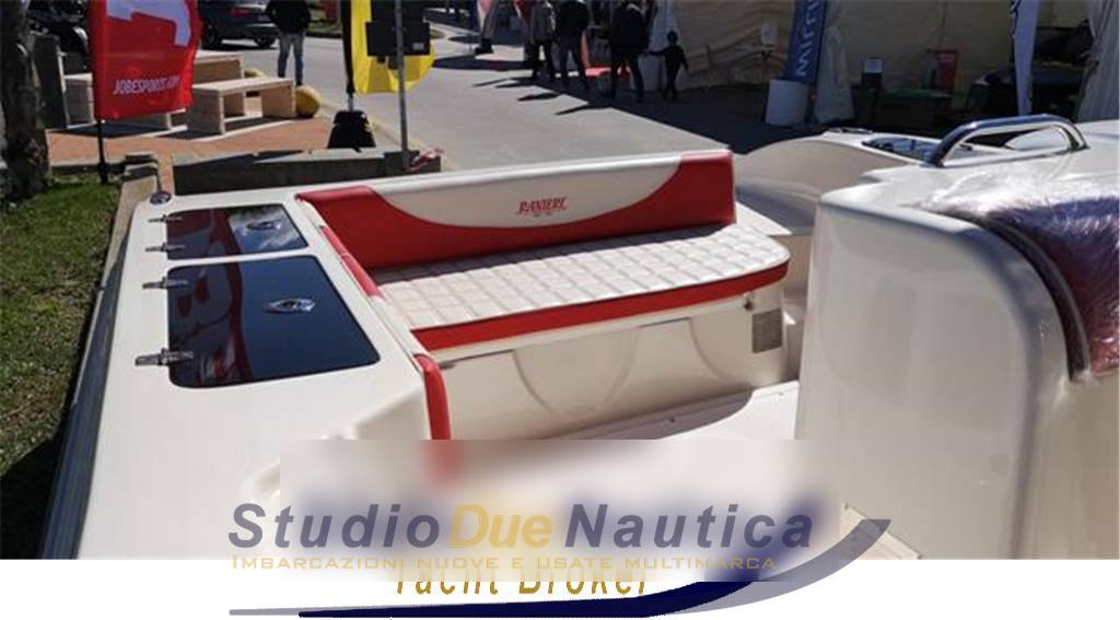 Ranieri R 25 Моторная лодка новое для продажи