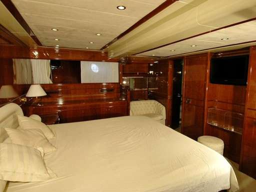 Benetti Benetti 105 sail division