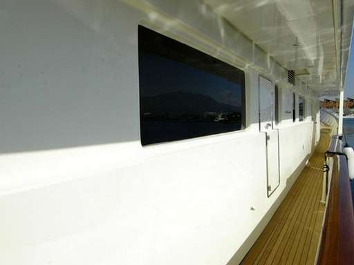 Benetti Benetti 105 sail division