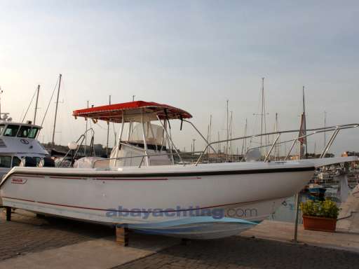 Boston whaler Boston whaler 26 outrage