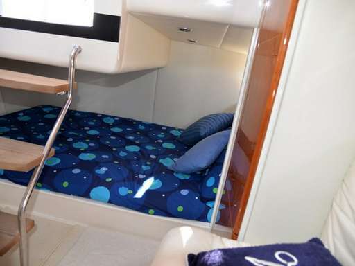 Pershing Pershing 37' cabin