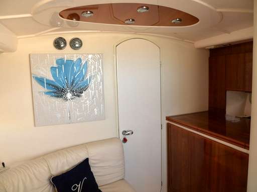 Pershing Pershing 37' cabin