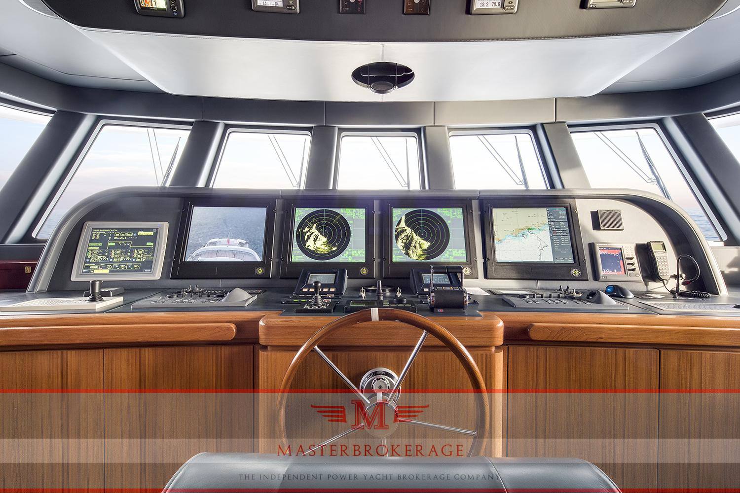 EUROCRAFT 44 metri explorer barco a motor