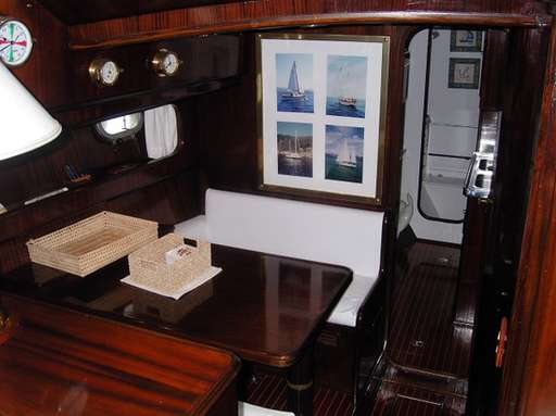 Benetti Benetti 16.25