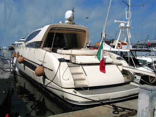 Riva cantieri s.p.a. Riva cantieri s.p.a. 72 splendida