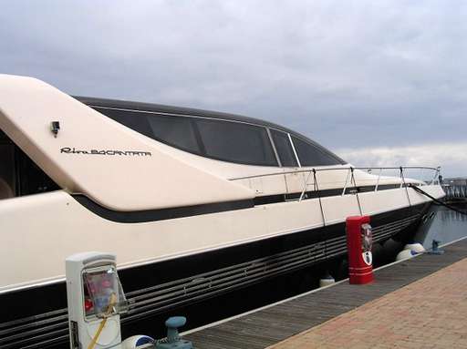 Riva cantieri s.p.a. Riva cantieri s.p.a. Cantata 84