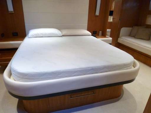 Riva cantieri spa Riva cantieri spa Splendida 72