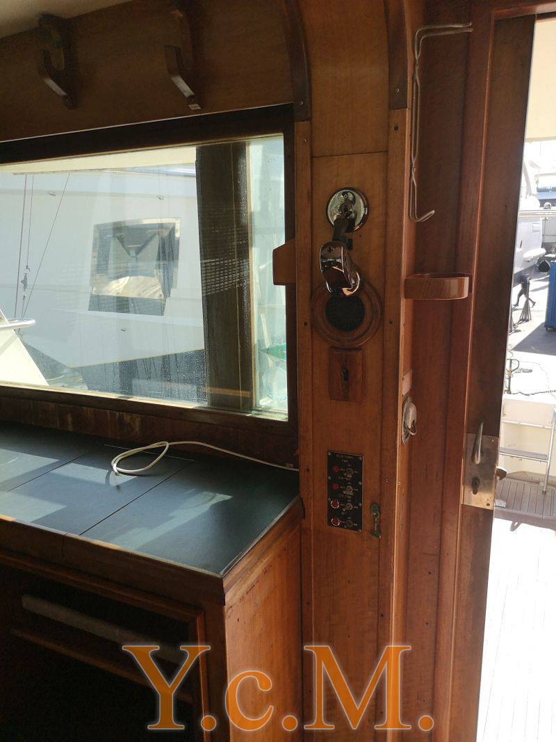 Hatteras 53 convertibile Barca a motore usata in vendita