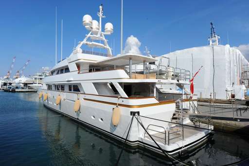 Benetti Benetti 151 tri deck