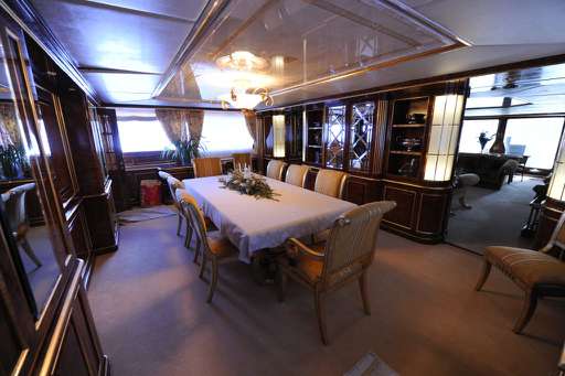 Benetti Benetti 151 tri deck