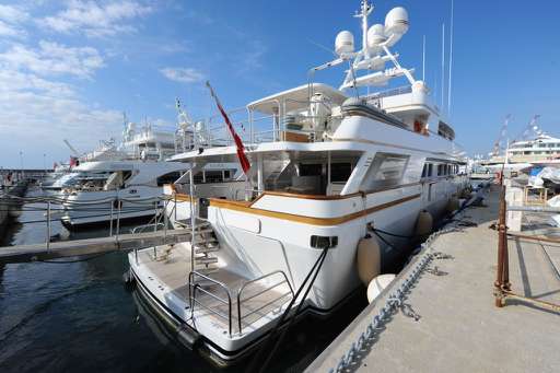 Benetti Benetti 151 tri deck