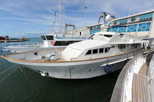 Benetti Benetti 24 s