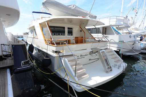 Benetti Benetti 24 s