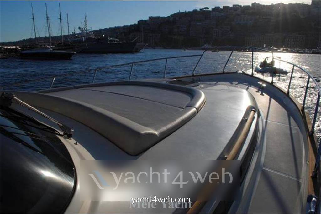 Mochi 51 dolphin Motor boat used for sale