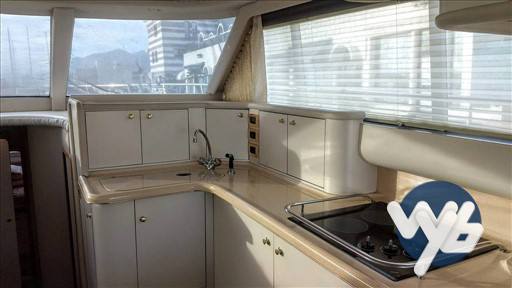 Sea Ray Boats 480 sedan bridge Inside
