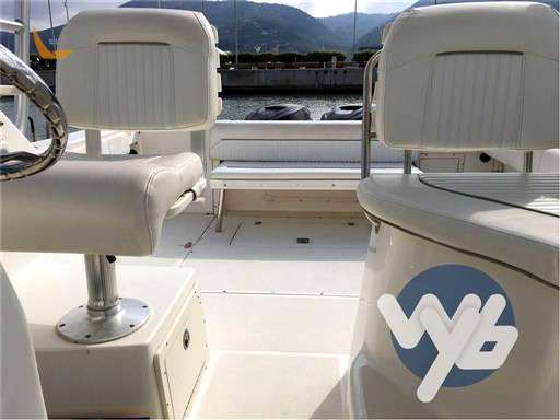 Boston Whaler Boston Whaler Conquest 275