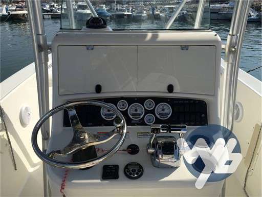 Boston Whaler Boston Whaler OUTRAGE 270