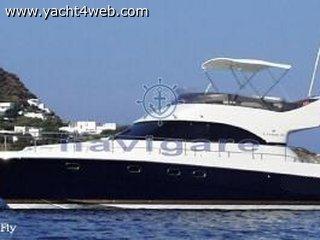 Cayman Yachts 40 fly