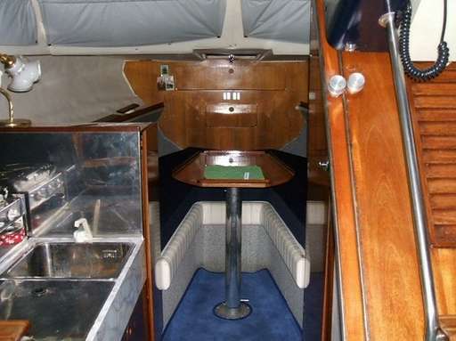 Rio Rio 680 cabin