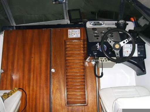 Rio Rio 680 cabin