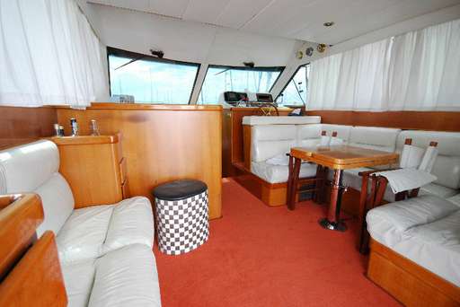 Uniesse marine Uniesse marine Uniesse 40 fly